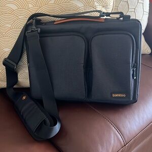 Tomotoc Defender. A 42 Laptop Briefcase.